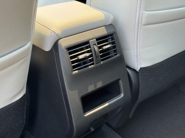 new 2025 Mitsubishi Outlander car, priced at $33,991