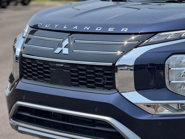 new 2025 Mitsubishi Outlander car, priced at $33,991
