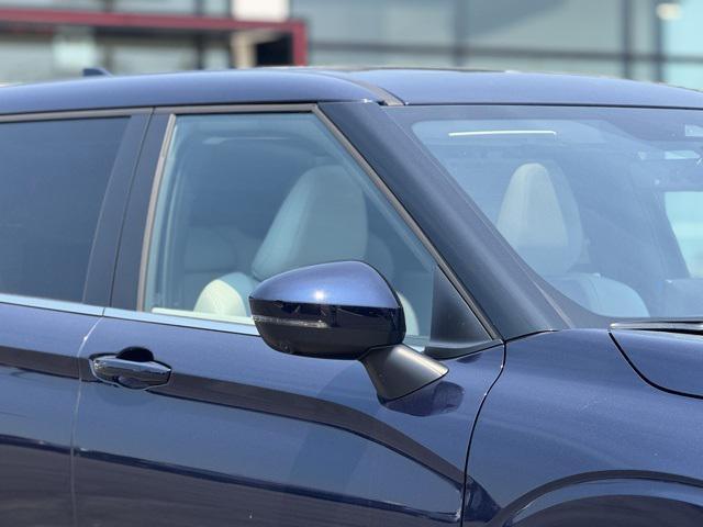 new 2025 Mitsubishi Outlander car, priced at $33,991