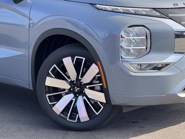 new 2025 Mitsubishi Outlander car, priced at $44,750