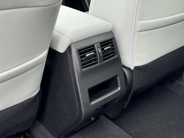 new 2025 Mitsubishi Outlander car, priced at $39,345