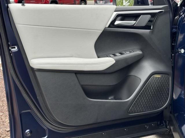 new 2025 Mitsubishi Outlander car, priced at $39,345