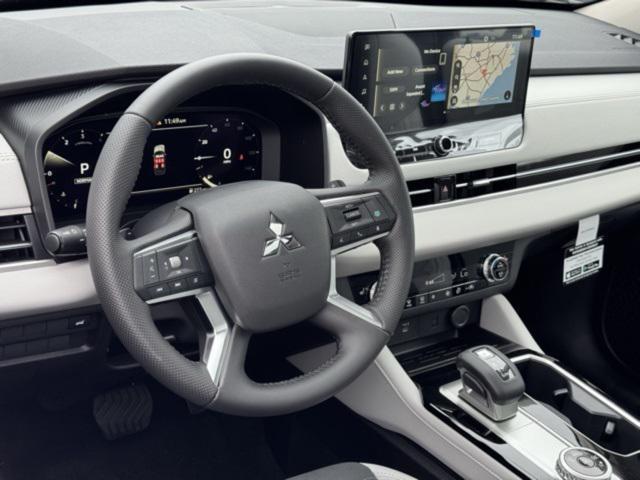 new 2025 Mitsubishi Outlander car, priced at $39,345