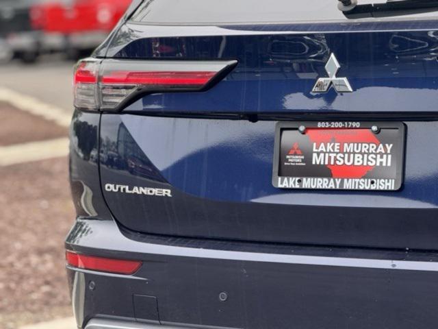 new 2025 Mitsubishi Outlander car, priced at $39,345