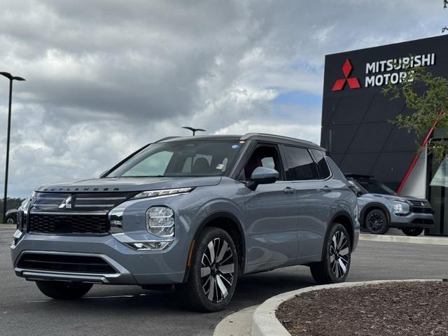 new 2025 Mitsubishi Outlander car, priced at $46,790
