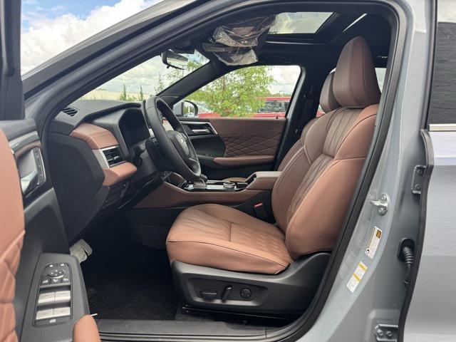 new 2025 Mitsubishi Outlander car, priced at $46,790