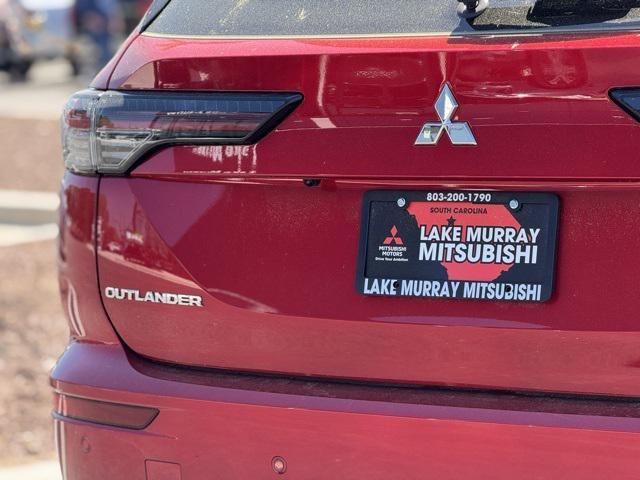 new 2025 Mitsubishi Outlander car, priced at $32,991