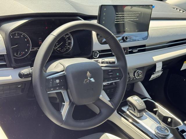 new 2025 Mitsubishi Outlander car, priced at $32,991