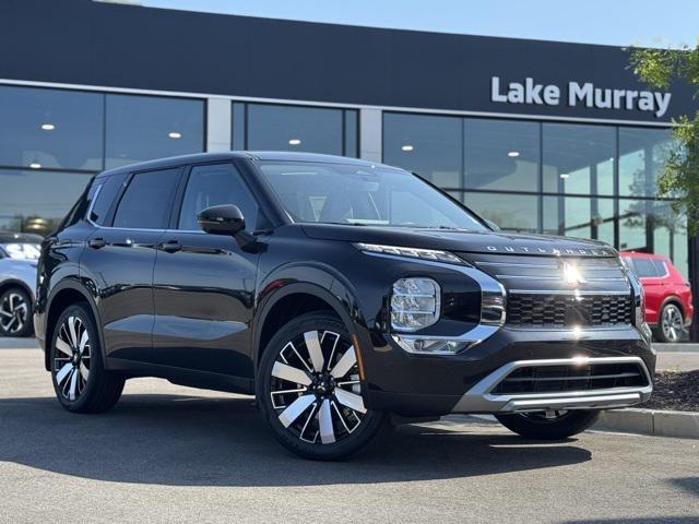 new 2025 Mitsubishi Outlander car, priced at $36,205