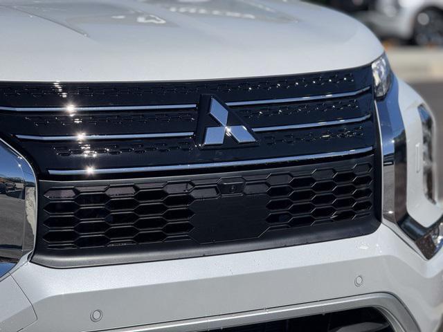 new 2025 Mitsubishi Outlander PHEV car, priced at $47,991
