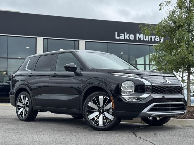 new 2025 Mitsubishi Outlander car, priced at $39,345