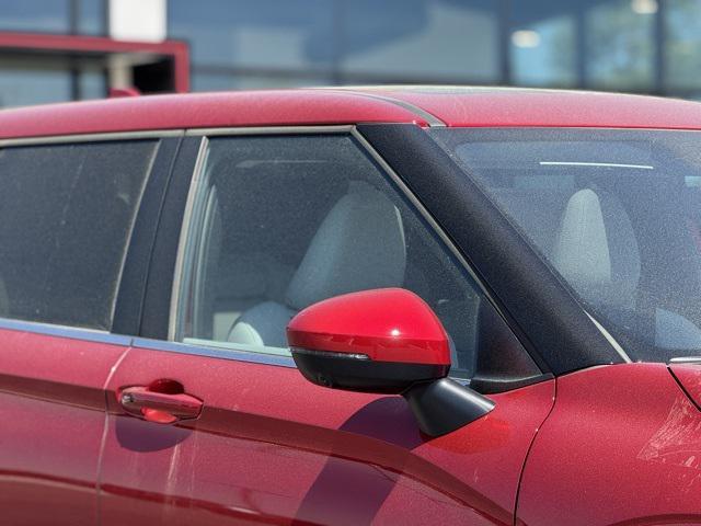 new 2025 Mitsubishi Outlander car, priced at $33,991