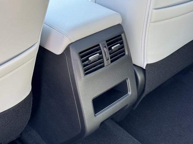 new 2025 Mitsubishi Outlander car, priced at $33,991