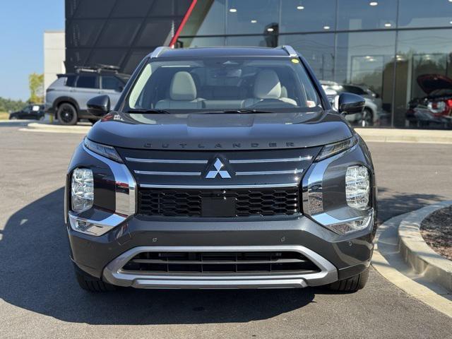 new 2025 Mitsubishi Outlander car, priced at $40,905
