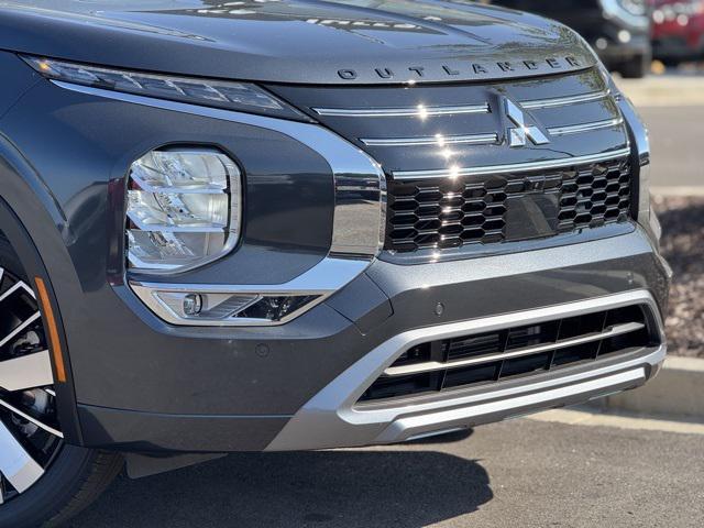 new 2025 Mitsubishi Outlander car, priced at $40,905