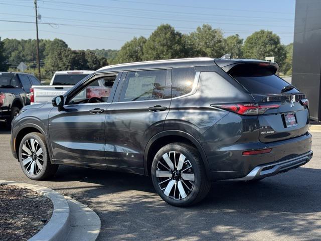 new 2025 Mitsubishi Outlander car, priced at $40,905