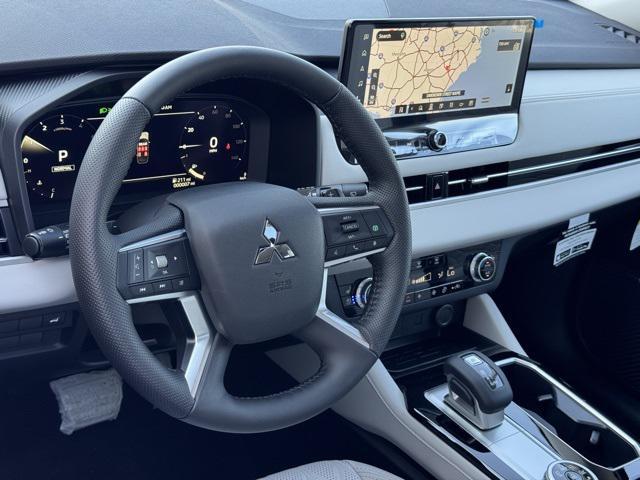 new 2025 Mitsubishi Outlander car, priced at $40,905