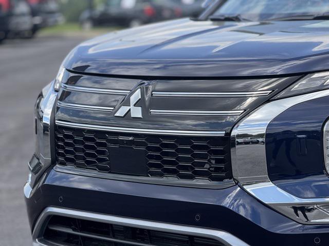 new 2025 Mitsubishi Outlander car, priced at $34,991