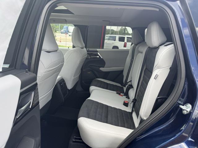 new 2025 Mitsubishi Outlander car, priced at $34,991