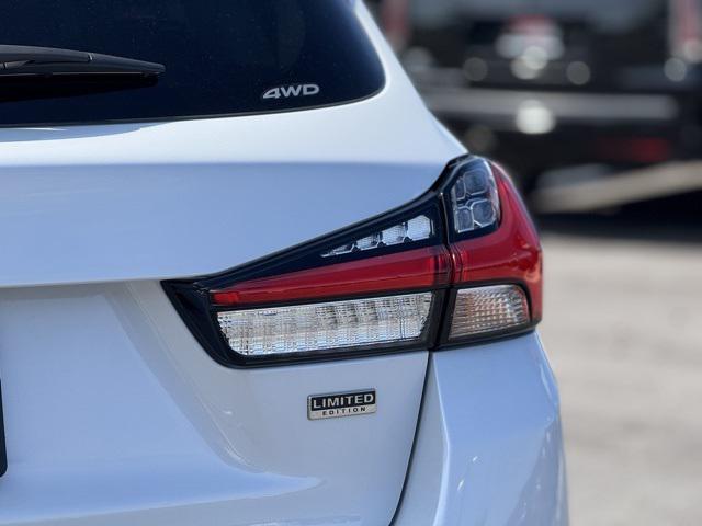 new 2025 Mitsubishi Outlander Sport car