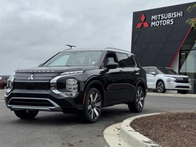 new 2025 Mitsubishi Outlander car, priced at $39,491
