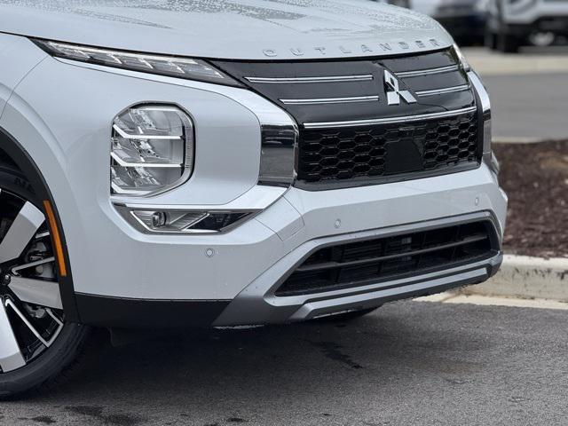new 2025 Mitsubishi Outlander car, priced at $39,940