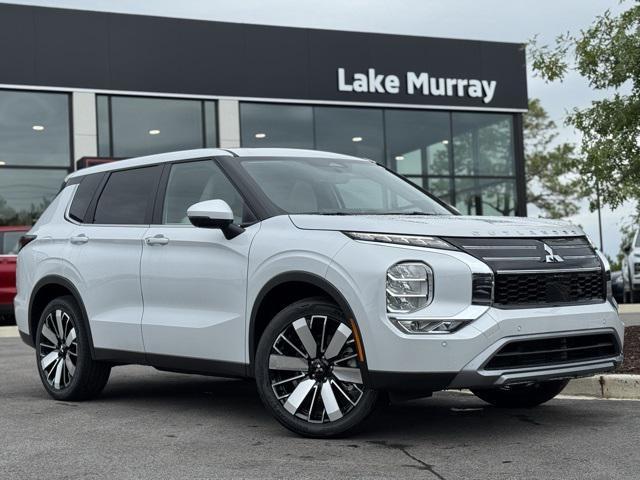 new 2025 Mitsubishi Outlander car, priced at $39,940