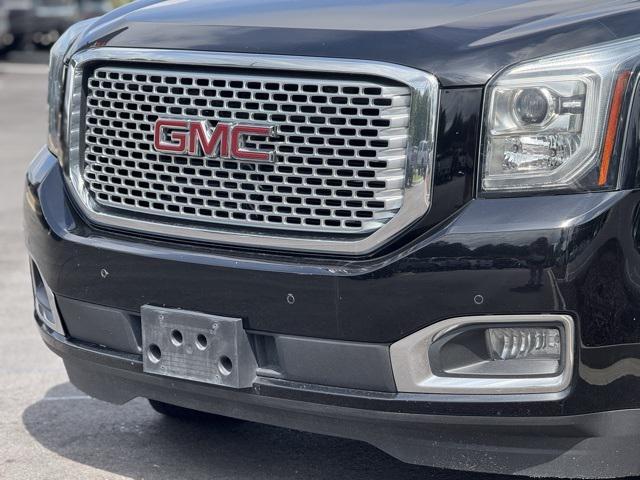 used 2017 GMC Yukon car, priced at $27,291