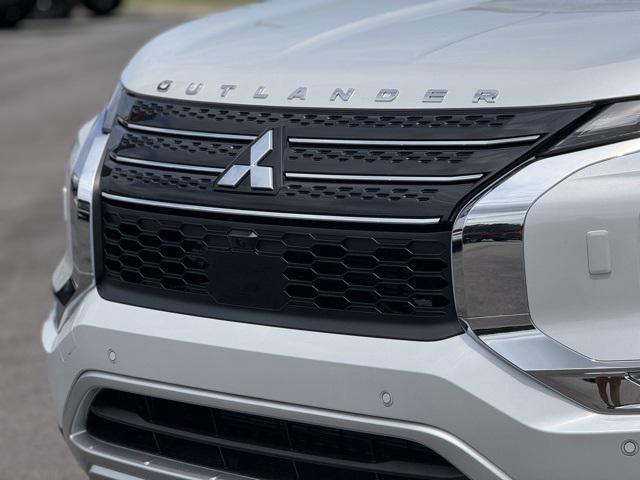 new 2025 Mitsubishi Outlander PHEV car, priced at $34,991
