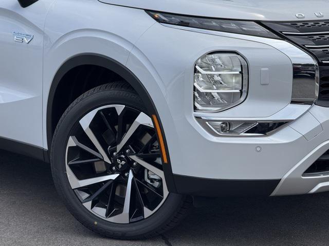 new 2025 Mitsubishi Outlander PHEV car, priced at $34,991