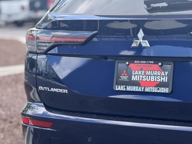new 2025 Mitsubishi Outlander car, priced at $34,991