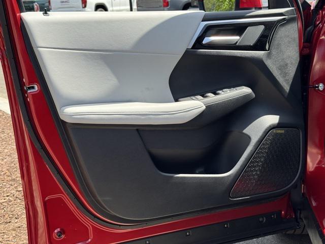 new 2025 Mitsubishi Outlander car, priced at $34,991