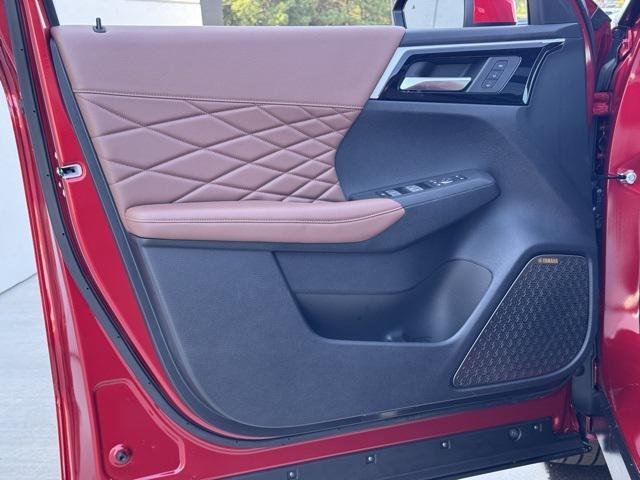 new 2025 Mitsubishi Outlander car, priced at $37,991