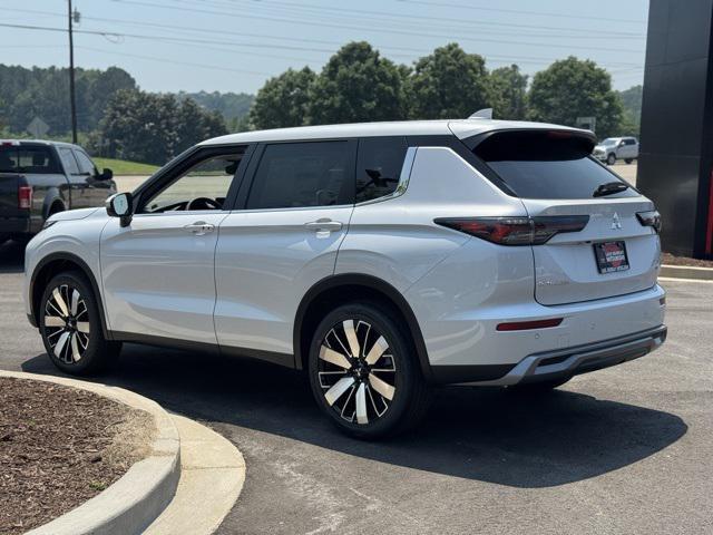 new 2025 Mitsubishi Outlander car, priced at $32,991