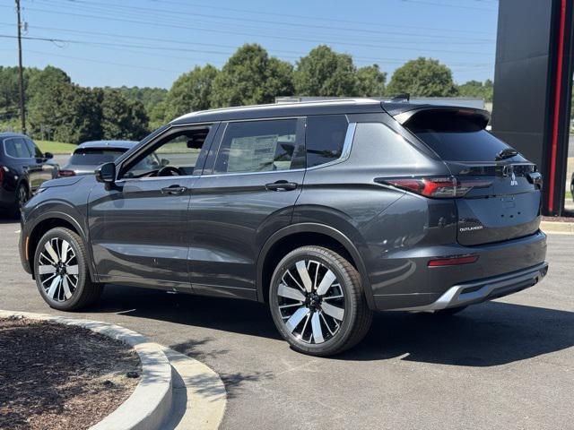 new 2025 Mitsubishi Outlander car, priced at $44,455