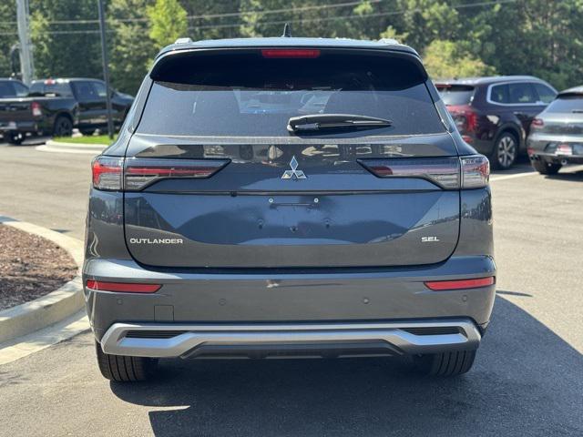 new 2025 Mitsubishi Outlander car, priced at $44,455