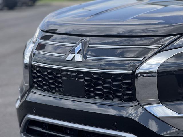 new 2025 Mitsubishi Outlander car, priced at $35,991