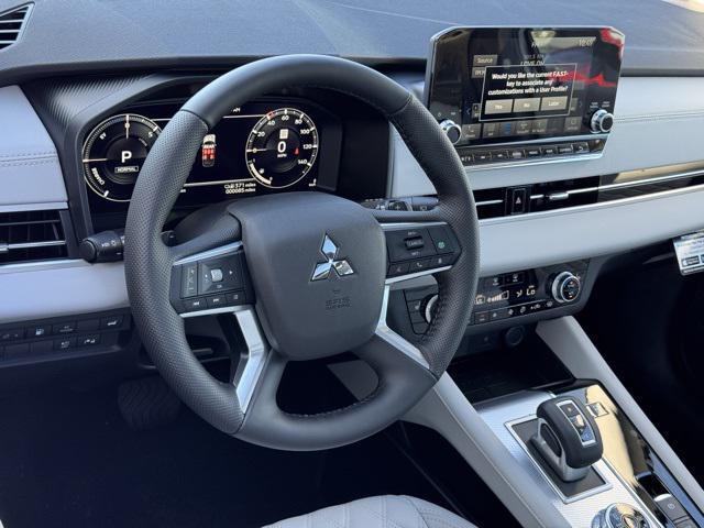 new 2025 Mitsubishi Outlander PHEV car