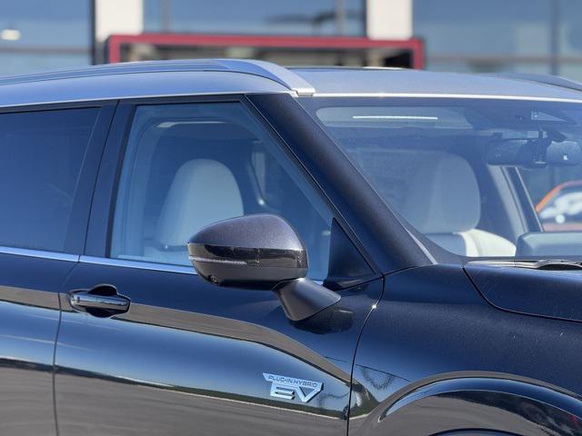 new 2025 Mitsubishi Outlander PHEV car