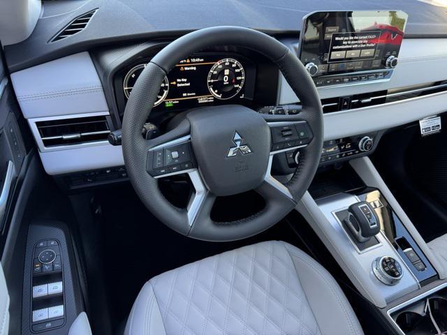 new 2025 Mitsubishi Outlander PHEV car