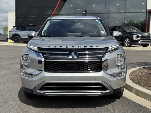 new 2025 Mitsubishi Outlander car, priced at $41,245