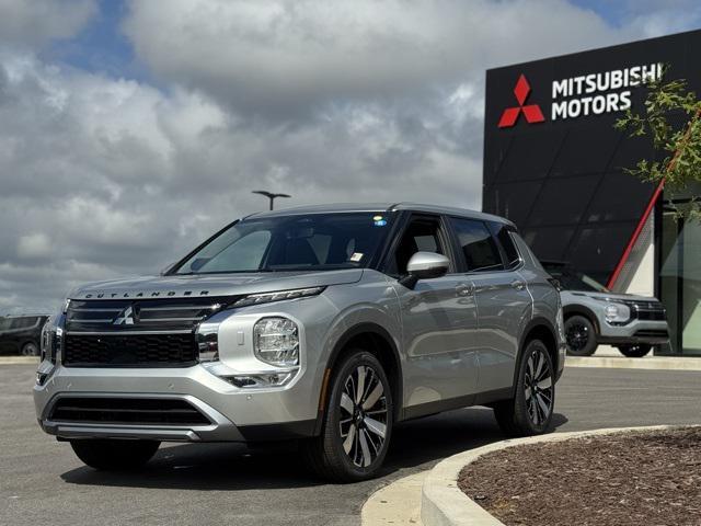 new 2025 Mitsubishi Outlander car, priced at $41,245