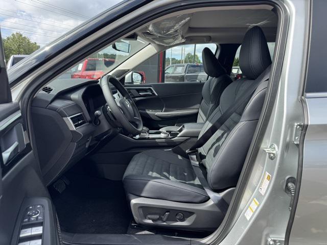 new 2025 Mitsubishi Outlander car, priced at $41,245