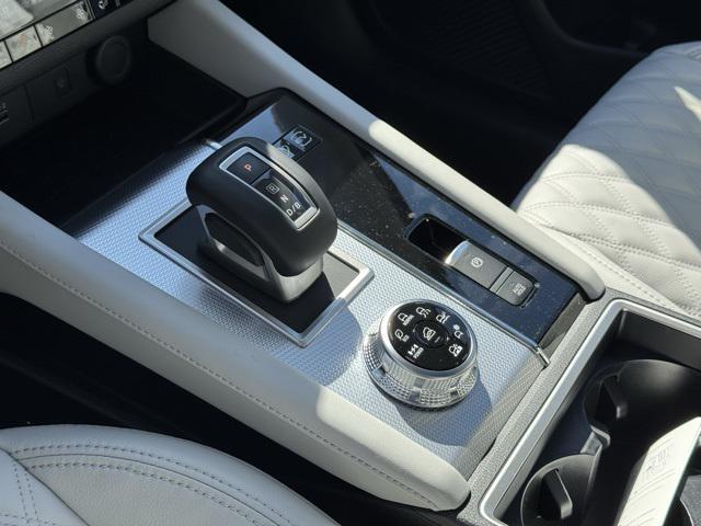 new 2025 Mitsubishi Outlander PHEV car, priced at $45,991