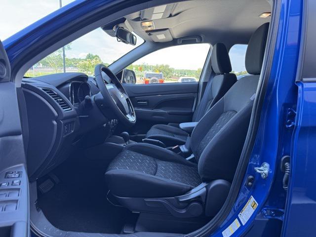 new 2025 Mitsubishi Outlander Sport car