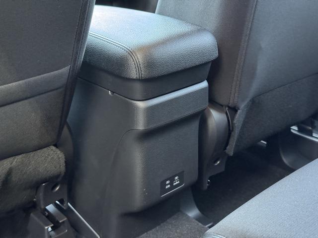 new 2025 Mitsubishi Outlander Sport car