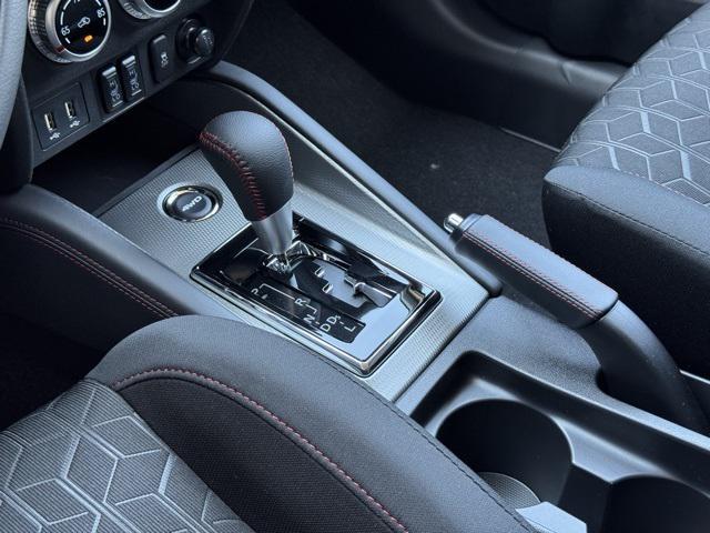new 2025 Mitsubishi Outlander Sport car