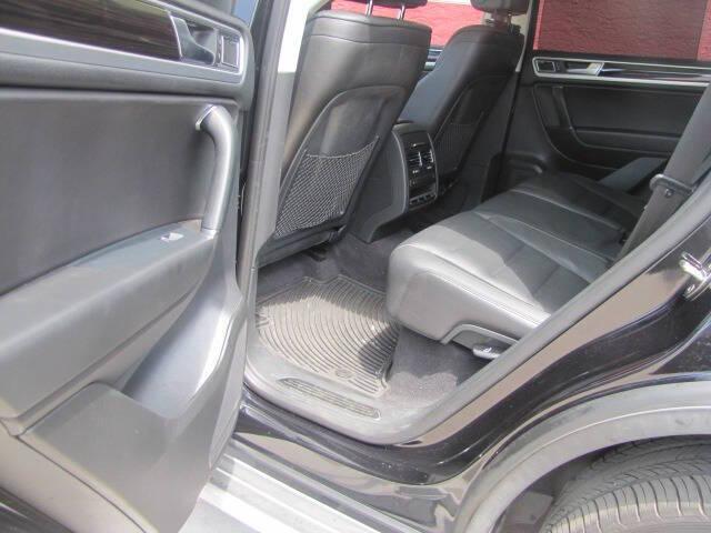 used 2016 Volkswagen Touareg car, priced at $15,500