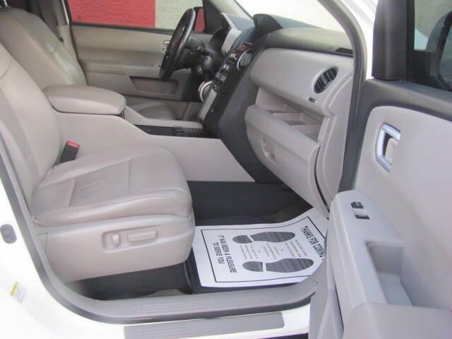 used 2015 Honda Pilot car, priced at $13,995