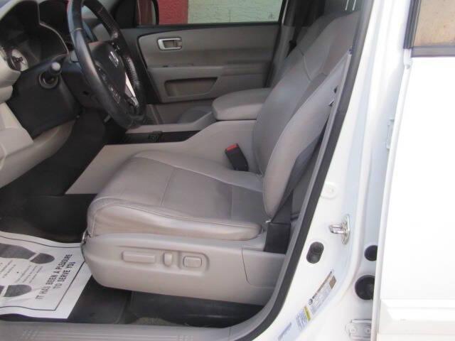 used 2015 Honda Pilot car, priced at $13,995